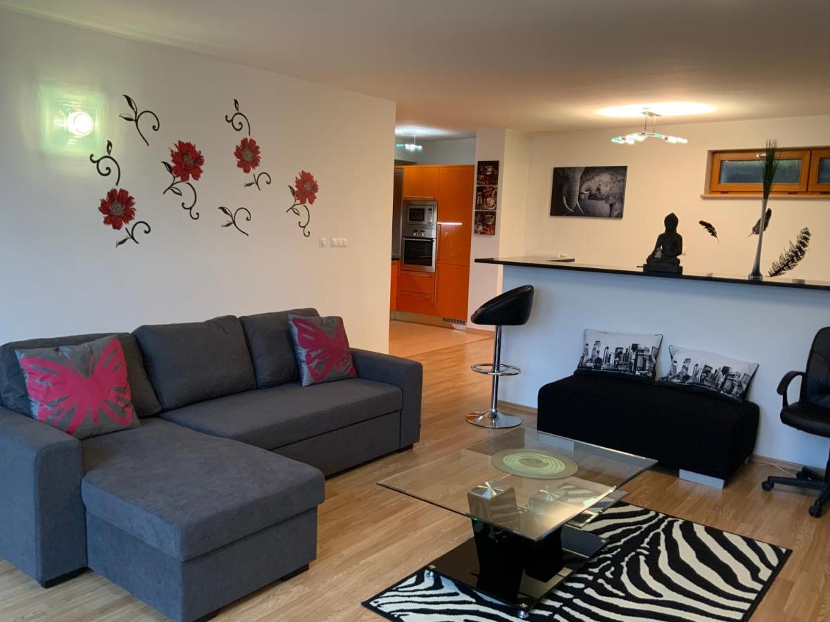 Ferienwohnung Apartman Na Vyhlidce Karlsbad Exterior foto