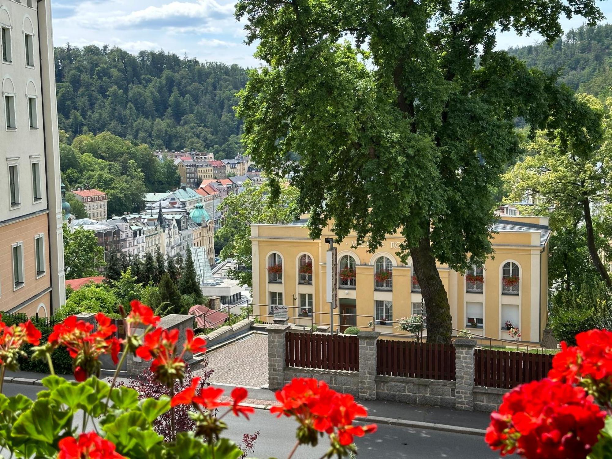 Ferienwohnung Apartman Na Vyhlidce Karlsbad Exterior foto